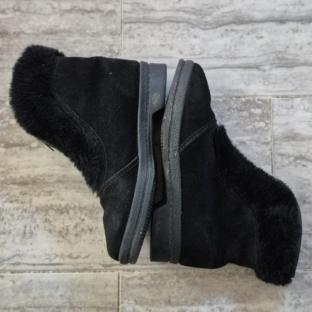 Cozy Black Faux Fur Women's Winter Boots
